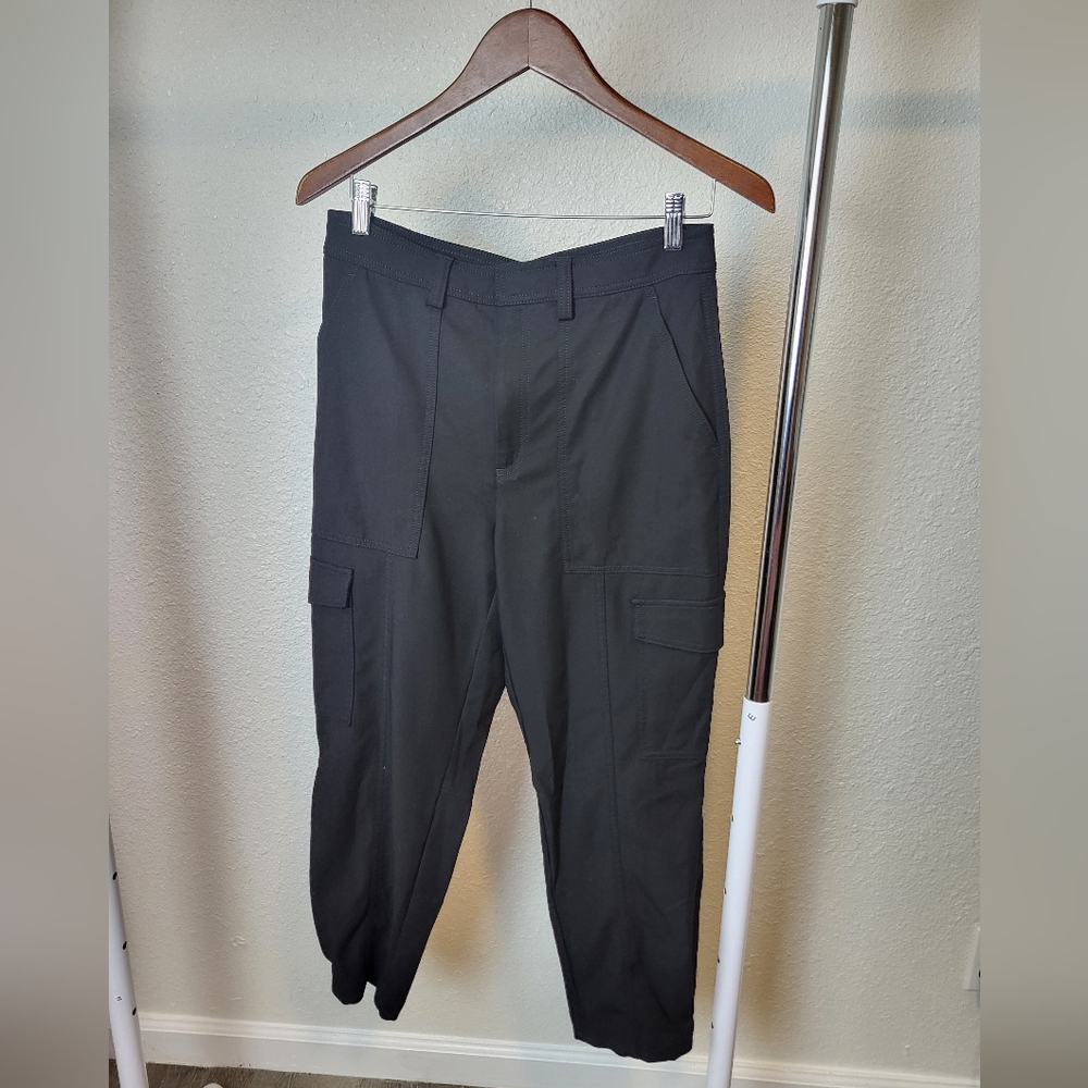 Banana Republic Black Cropped Cargo Pants